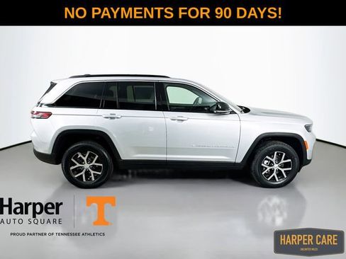 New 2025 Jeep Grand Cherokee Limited w/ Luxury Tech Group II image 5