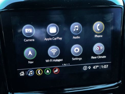 Certified 2023 Chevrolet Traverse RS image 35