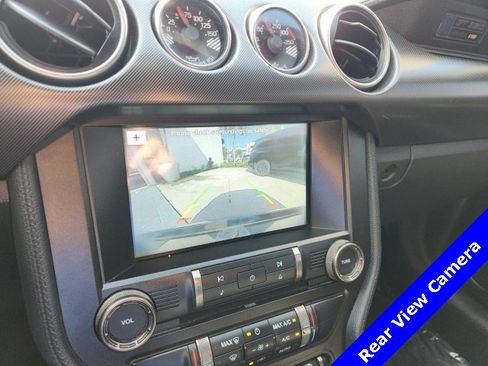 Used 2019 Ford Mustang Shelby GT350 w/ Technology Package image 4