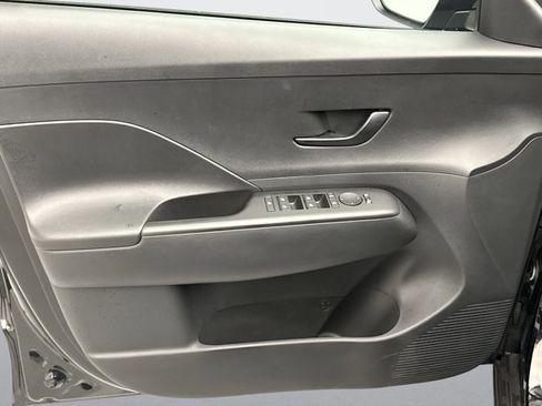 Used 2024 Hyundai Kona SEL w/ Convenience Package image 9