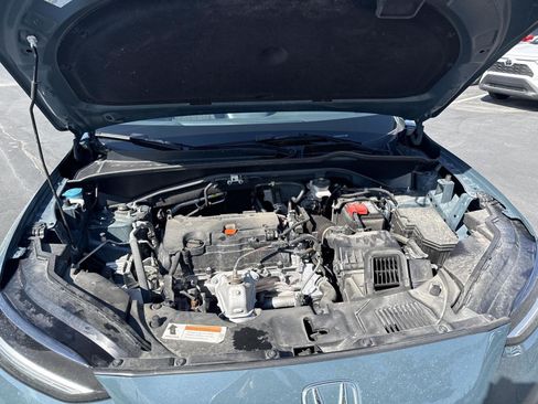 Certified 2025 Honda HR-V Sport image 30