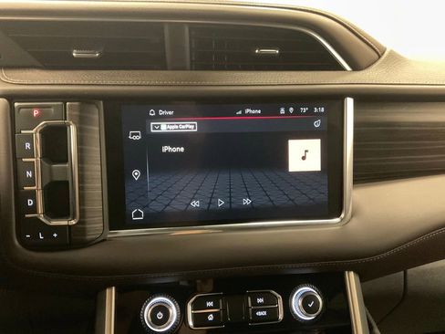 Used 2024 GMC Yukon XL Denali w/ Denali Reserve Package AWD/4WD image 23