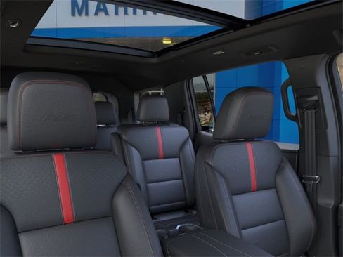 New 2026 Chevrolet Traverse RS image 24