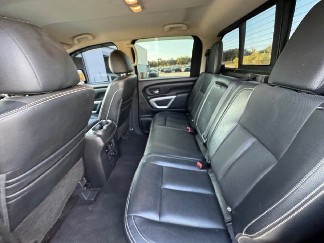 Used 2018 Nissan Titan PRO-4X w/ Pro-4x Convenience Package AWD/4WD image 29