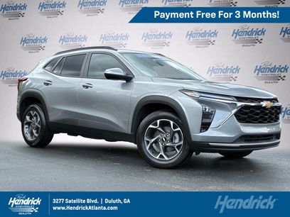 Used 2025 Chevrolet Trax LT w/ Driver Confidence Package
