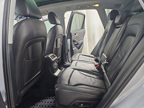 Used 2016 Audi Q5 2.0T Premium Plus w/ Technology Package AWD/4WD image 18