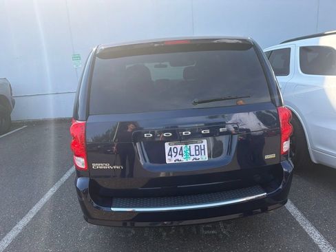 Used 2015 Dodge Grand Caravan SE w/ Quick Order Package 29E SE FWD image 5
