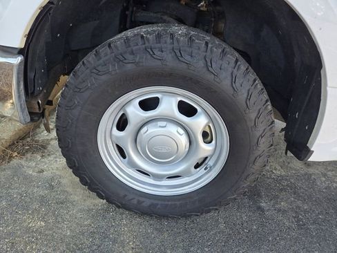 Used 2016 Ford F150 XLT AWD/4WD image 21