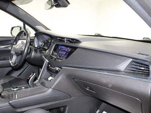 Used 2023 Cadillac XT5 Premium Luxury image 29