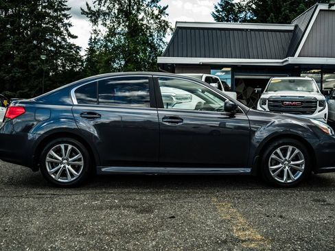 Used 2013 Subaru Legacy 3.6R Limited AWD/4WD image 14