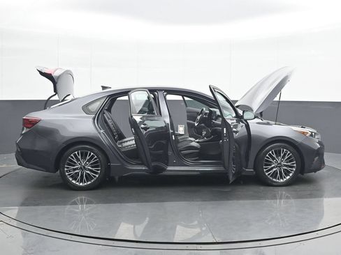 Used 2023 Kia Forte GT-Line w/ GT-Line Premium Package FWD image 37