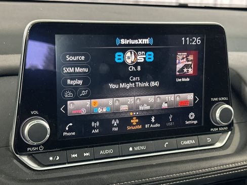 Used 2025 Nissan Rogue SV FWD image 20