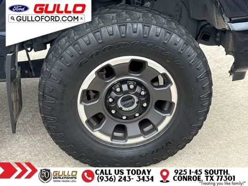 Certified 2024 Ford F350 Platinum w/ Tremor Off-Road Package AWD/4WD image 31