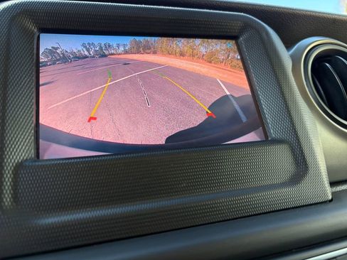 Used 2019 Jeep Wrangler Unlimited Sport S image 13