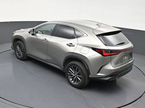 Used 2024 Lexus NX 250 FWD w/ Towing Package (2000 Lbs) image 14