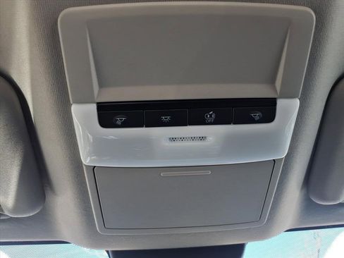 Used 2025 Nissan Sentra S image 21