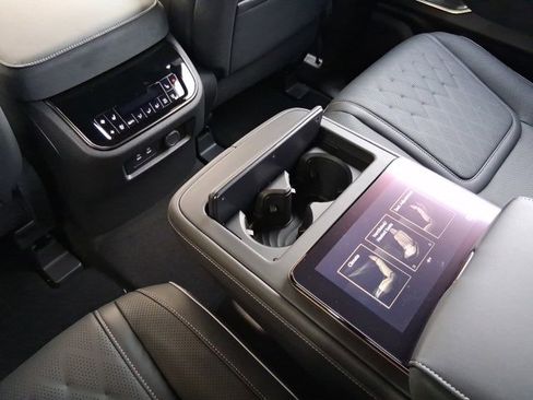 New 2026 INFINITI QX80 Autograph w/ Premium Cargo Package image 25