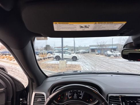 Used 2020 Jeep Grand Cherokee Altitude image 13