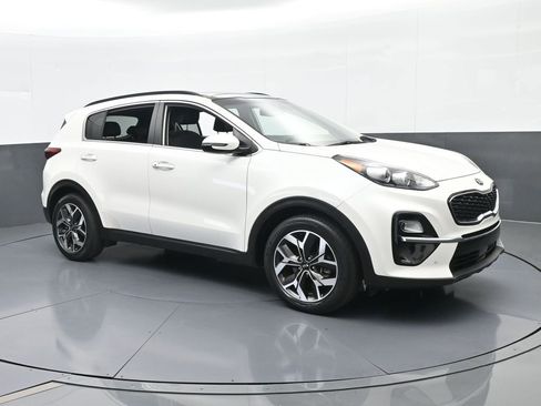 Used 2021 Kia Sportage EX w/ EX Technology Package image 8