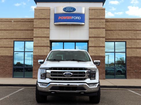 Used 2021 Ford F150 Lariat w/ Equipment Group 502A High image 3