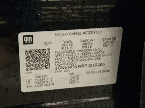 Used 2023 Chevrolet Traverse LT image 33