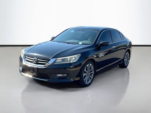Used 2015 Honda Accord Sport image 4