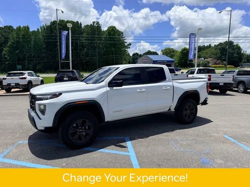 Used 2024 GMC Canyon Elevation w/ Trailering Package AWD/4WD image 2