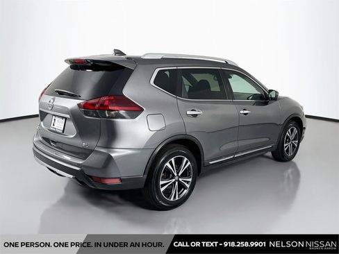 Used 2018 Nissan Rogue SL FWD image 5