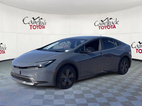 New 2026 Toyota Prius Plug-In Hybrid image 4