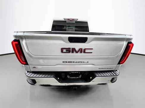 Used 2021 GMC Sierra 1500 Denali w/ Denali Ultimate Package AWD/4WD image 6