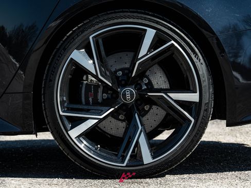 Used 2021 Audi RS 6 w/ Carbon Optic Package image 17