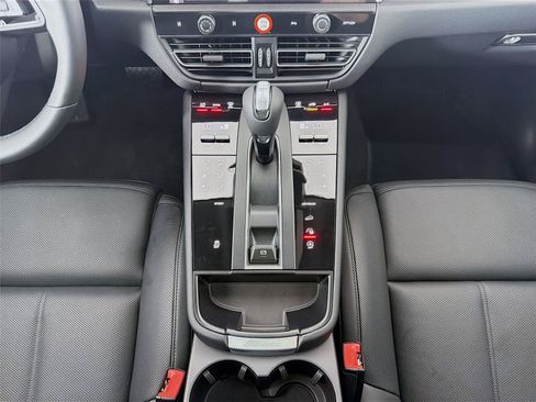 New 2026 Porsche Macan Turbo AWD/4WD image 19