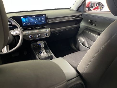 Certified 2024 Hyundai Kona SE FWD image 17