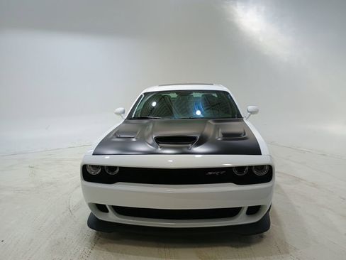 Used 2017 Dodge Challenger SRT Hellcat image 2
