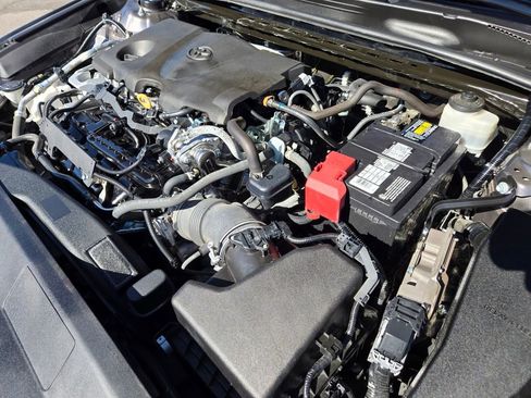 Used 2023 Toyota Camry XLE FWD image 21