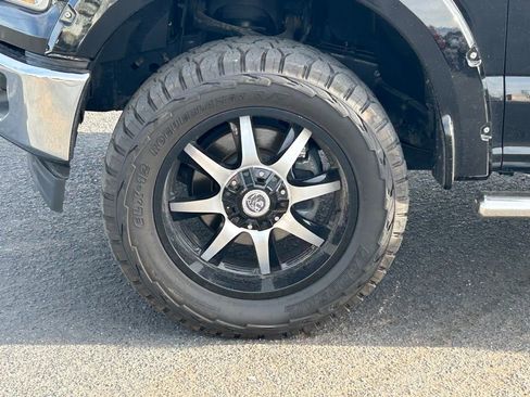 Used 2017 Ford F150 XLT AWD/4WD image 13