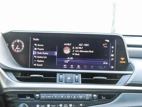 Used 2020 Lexus ES 350 F Sport w/ Accessory Package 2 FWD image 16