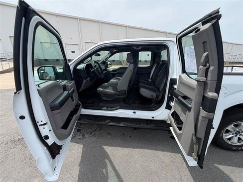 Used 2019 Ford F150 XL w/ Equipment Group 101A Mid AWD/4WD image 11