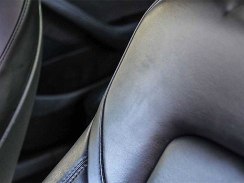 Used 2021 Tesla Model 3 Standard Range Plus image 25