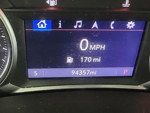 Used 2021 GMC Terrain SLT image 16