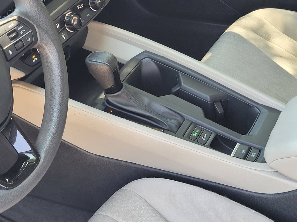 Used 2023 Honda Accord EX image 19
