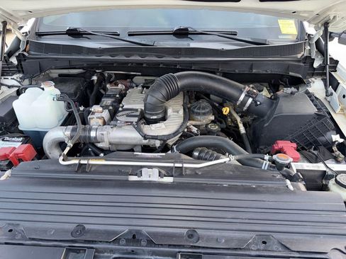 Used 2018 Nissan Titan PRO-4X w/ Pro-4x Convenience Package image 23