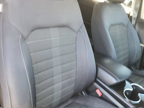 Used 2016 Ford Edge SEL AWD/4WD image 16