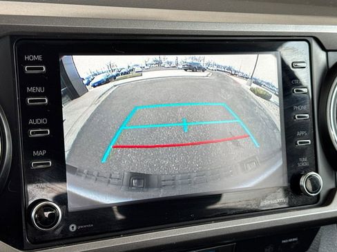 Used 2021 Toyota Tacoma SR5 w/ Technology Package AWD/4WD image 19