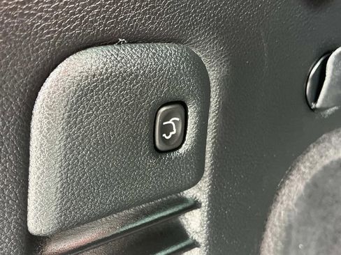 Certified 2018 Jeep Grand Cherokee Altitude RWD image 7