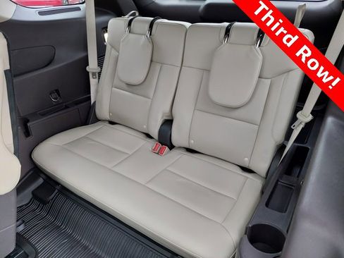 Used 2020 Ford Explorer Platinum image 28