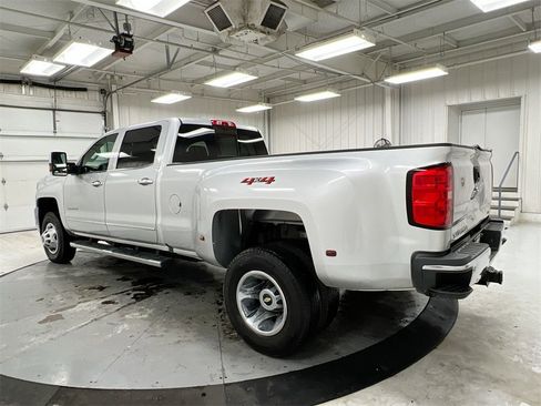 Used 2019 Chevrolet Silverado 3500 LTZ w/ Duramax Plus Package image 6