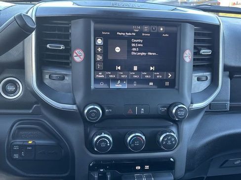 Used 2024 RAM 2500 Big Horn image 17