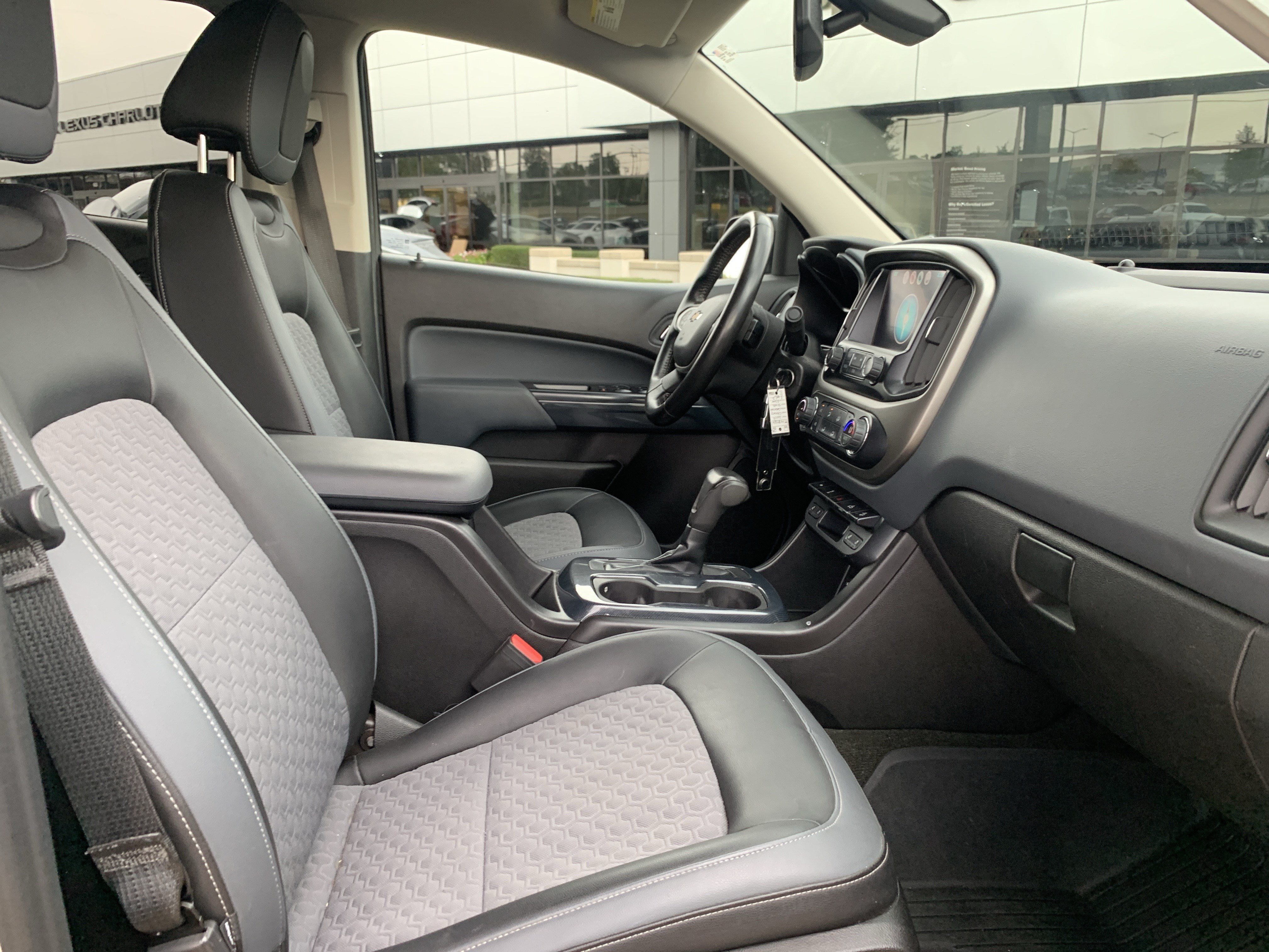 Used 2016 Chevrolet Colorado Z71 RWD image 35