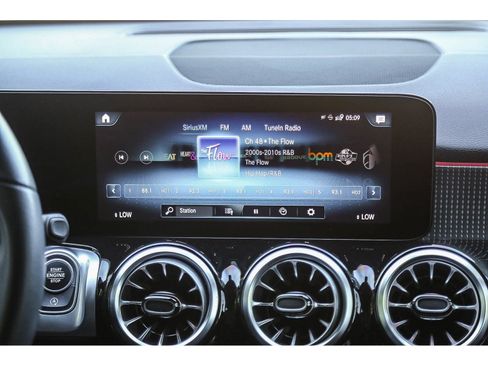 Certified 2022 Mercedes-Benz GLB 250 image 12